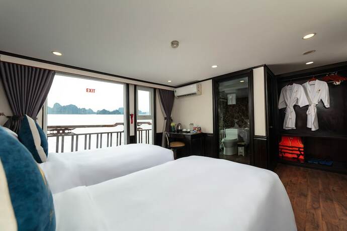 Imagen de la habitación del Hotel Santa Maria Cruises Halong Bay. Foto 29