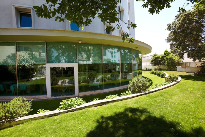 Imagen de los exteriores del Hotel Santa Maria, Fatima. Foto 11