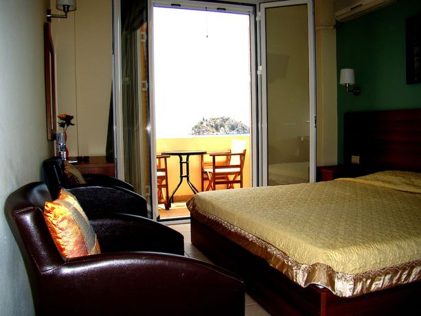 Imagen de la habitación del Hotel Santa Maria, Nauplia. Foto 5
