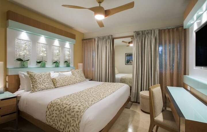 Imagen de la habitación del Hotel Santa Maria Suites. Foto 14