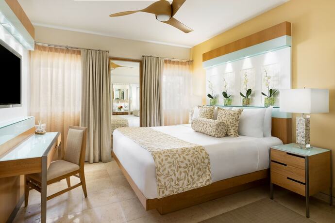 Imagen de la habitación del Hotel Santa Maria Suites. Foto 20