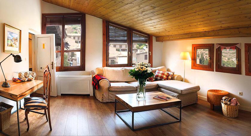 Imagen general del Hotel Santa María De Alquézar. Foto 4