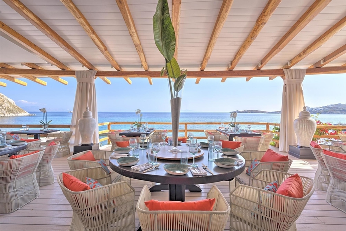 Imagen del bar/restaurante del Hotel Santa Marina, A Luxury Collection Resort, Mykonos. Foto 2