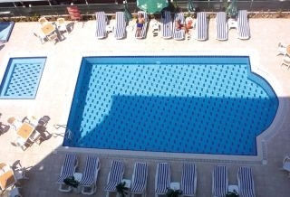 Imagen de la piscina del Hotel Santa Marina Hotel. Foto 4