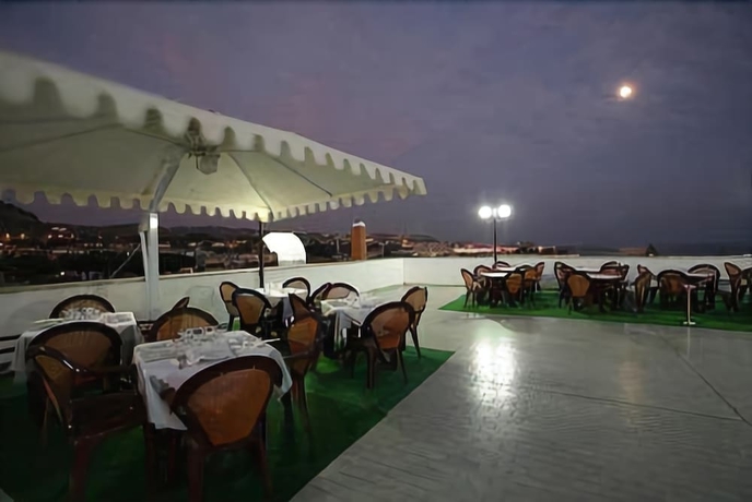 Imagen del bar/restaurante del Hotel Santa Marta, Lucrino. Foto 10