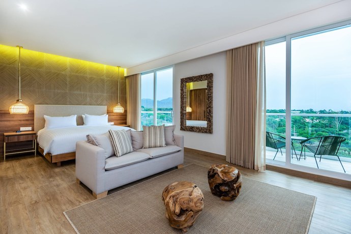 Imagen de los interiores del Hotel Santa Marta Marriott Resort Playa Dormida. Foto 20