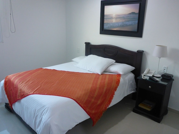 Imagen de la habitación del Hotel Santa Marta Real. Foto 6