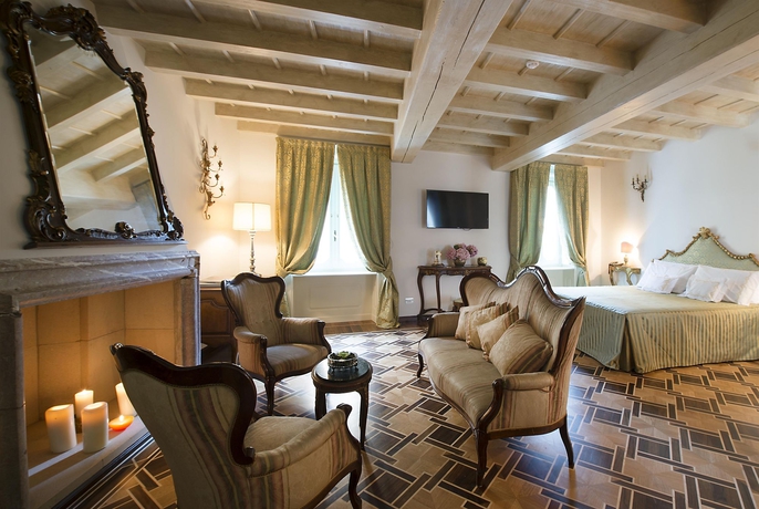 Imagen de la habitación del Hotel Santa Marta Suites. Foto 9