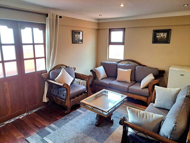 Imagen general del Hotel Santa Monica. Foto 13