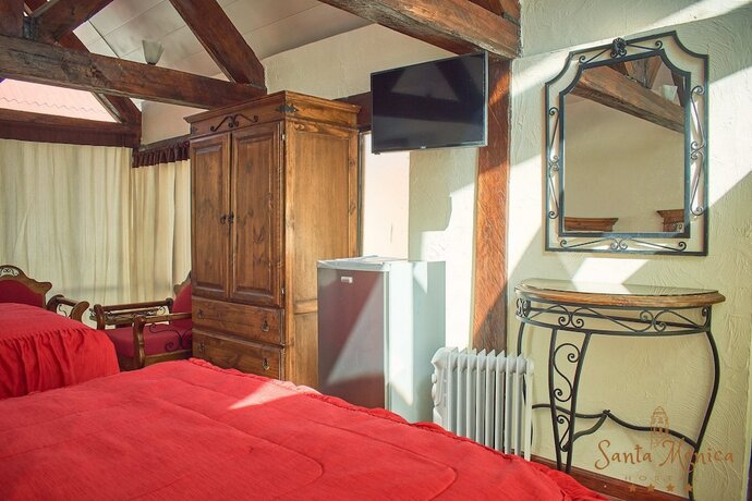 Imagen de la habitación del Hotel Santa Monica. Foto 27