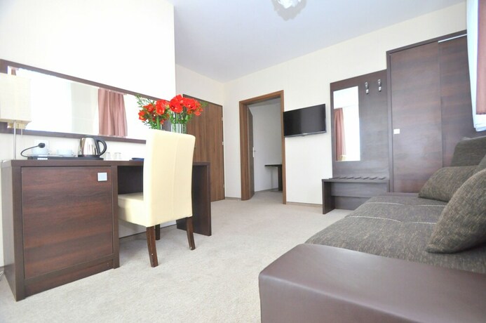 Imagen de la habitación del Hotel Santa Monica, Mikolajki. Foto 22