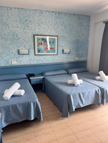 Imagen de la habitación del Hotel Santa Monica Playa. Foto 7