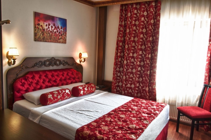 Imagen de la habitación del Hotel Santa Pera. Foto 6