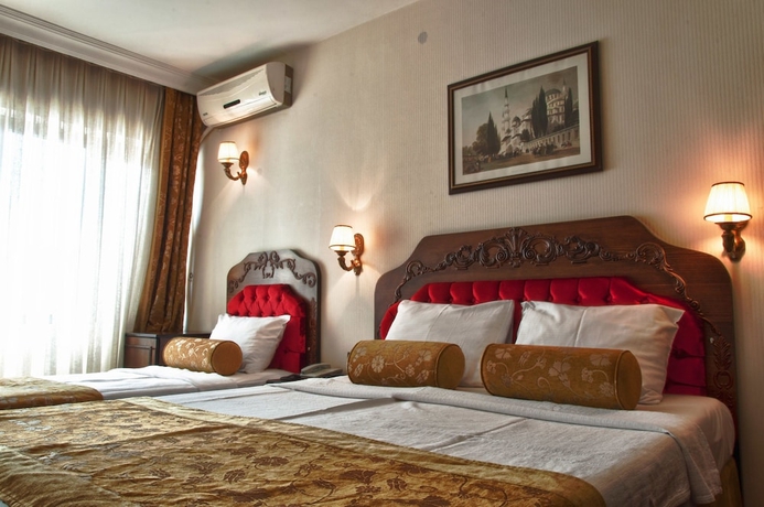 Imagen de la habitación del Hotel Santa Pera. Foto 9