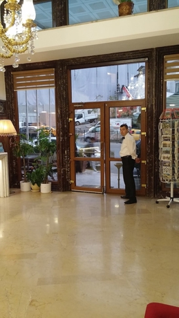 Imagen de los interiores del Hotel Santa Pera. Foto 17