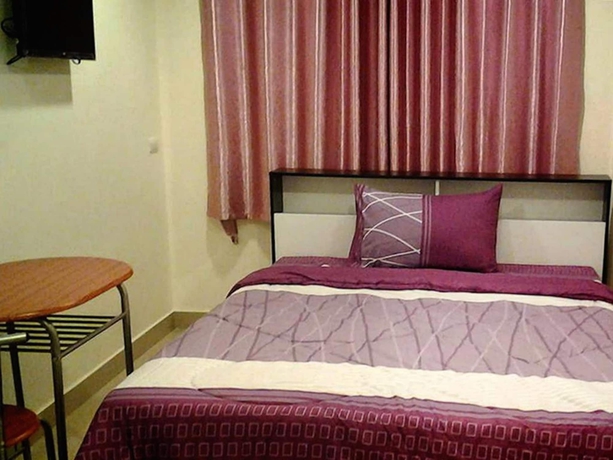 Imagen de la habitación del Hotel Santa Place. Foto 10
