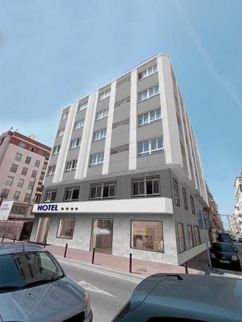 Imagen de los exteriores del Hotel Santa Pola by Pierre & Vacances. Foto 8