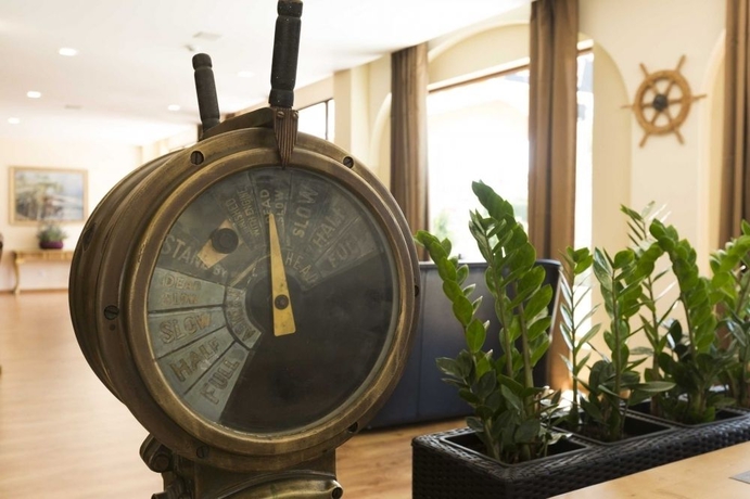 Imagen de los interiores del Hotel Santa Ponsa Pins. Foto 14