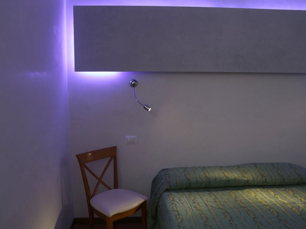 Imagen de la habitación del Hotel Santa Prassede. Foto 10