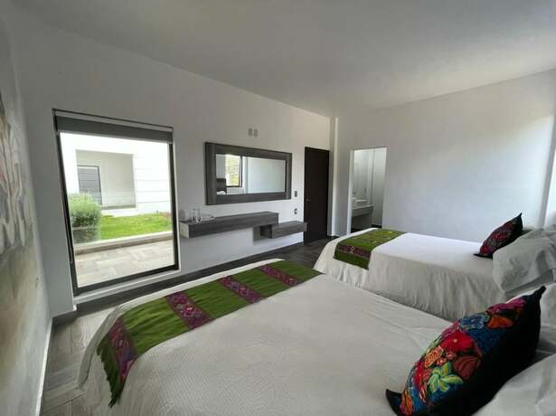 Imagen de la habitación del Hotel Santa Rosa Comitan. Foto 20