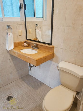 Imagen de la habitación del Hotel Santa Rosa, Oaxaca de Ju&aacute;rez. Foto 9