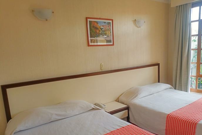 Imagen de la habitación del Hotel Santa Rosa, Oaxaca de Ju&aacute;rez. Foto 10
