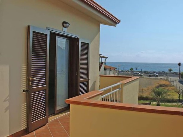 Imagen de la habitación del Hotel Santa Rosa, Sangineto Lido. Foto 10
