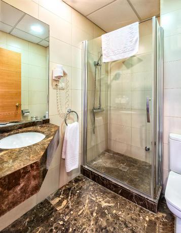 Imagen de la habitación del Hotel Santa Rosa, Torrox Costa. Foto 2