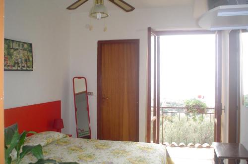 Imagen general del Hotel Santa Rosalia. Foto 6