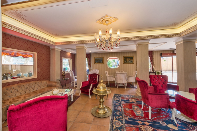 Imagen de los interiores del Hotel Santa Sophia. Foto 15