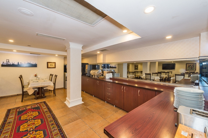 Imagen del bar/restaurante del Hotel Santa Sophia. Foto 7