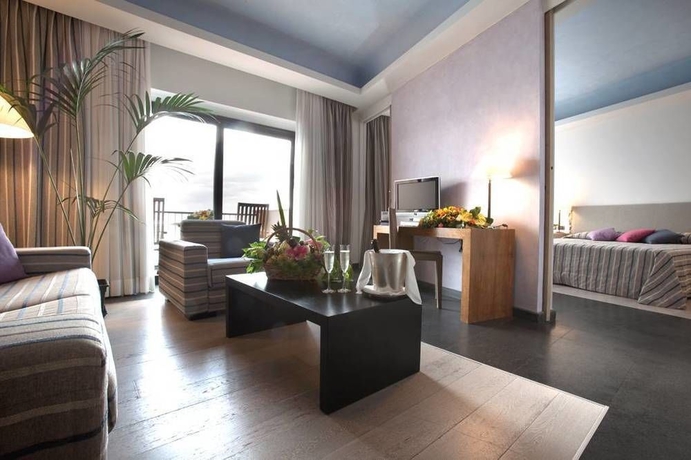 Imagen de los interiores del Hotel Santa Tecla Palace. Foto 9