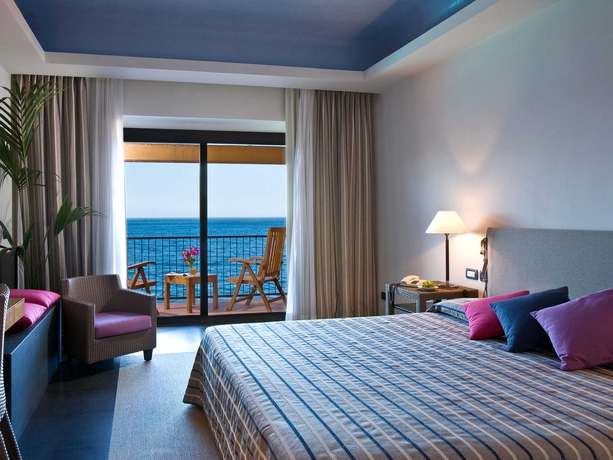 Imagen de la habitación del Hotel Santa Tecla Palace. Foto 7