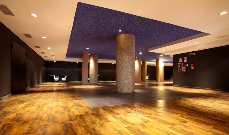 Imagen de los interiores del Hotel Santa Tecla Palace. Foto 14