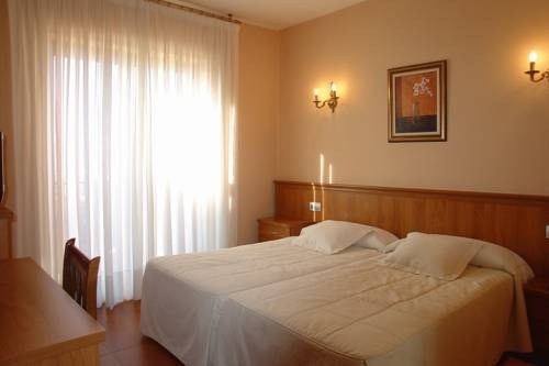 Imagen de la habitación del Hotel Santa Teresa, Ávila. Foto 8
