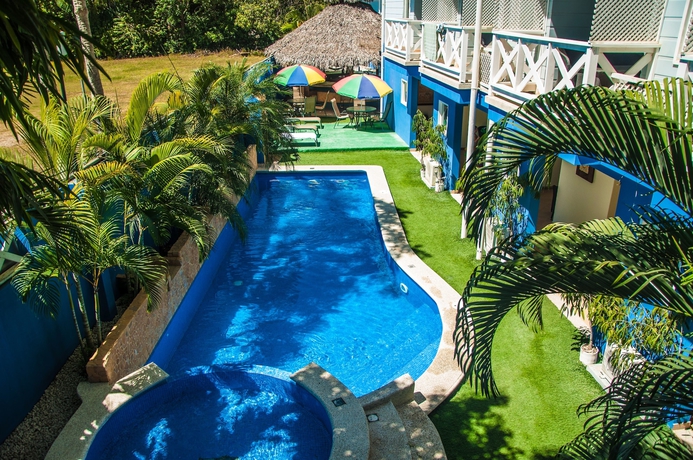 Imagen de la piscina del Hotel Santa Teresa By The Beach. Foto 17