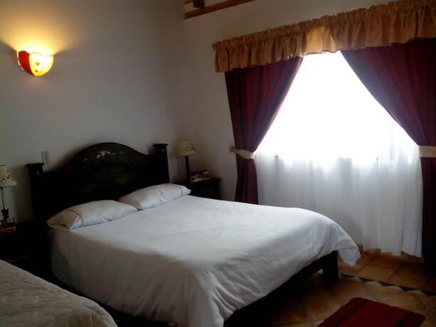 Imagen de la habitación del Hotel Santa Viviana. Foto 22