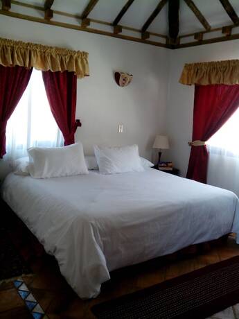 Imagen de la habitación del Hotel Santa Viviana. Foto 31