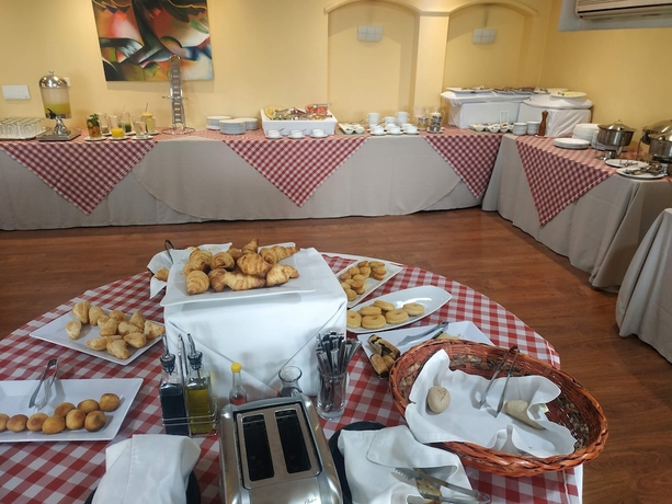 Imagen del bar/restaurante del Hotel Santafé Boutique. Foto 4