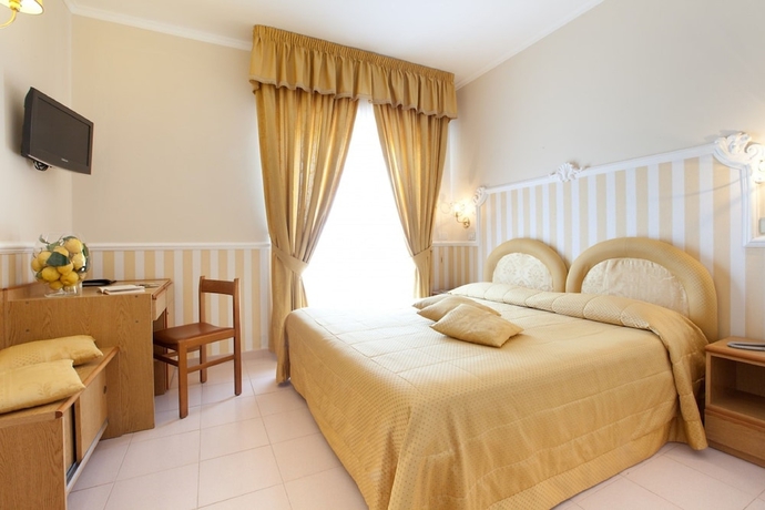 Imagen de la habitación del Hotel Sant'agata. Foto 7