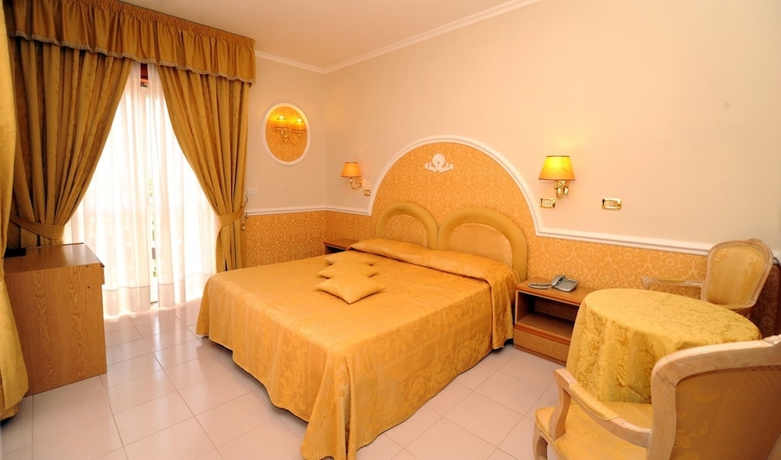 Imagen de la habitación del Hotel Sant'agata. Foto 10