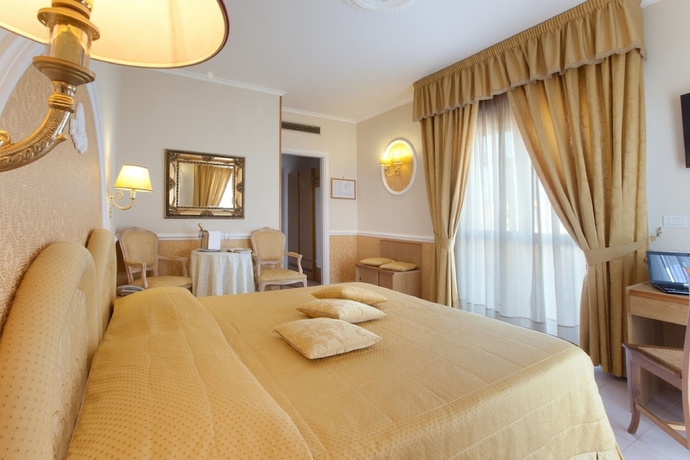 Imagen de la habitación del Hotel Sant'agata. Foto 13