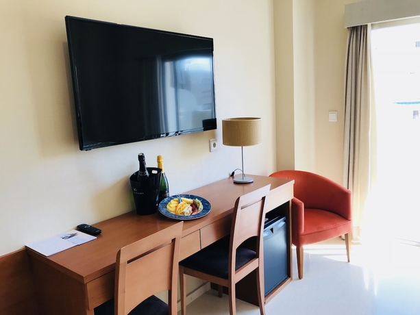 Imagen de la habitación del Hotel Santamarta. Foto 10