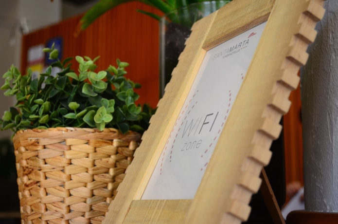 Imagen de los interiores del Hotel Santamarta. Foto 15