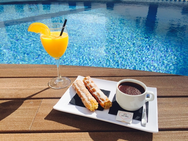 Imagen de los interiores del Hotel Santamarta. Foto 16