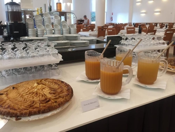 Imagen del bar/restaurante del Hotel Santamarta. Foto 4