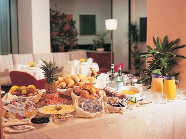 Imagen general del Hotel Sant'ambroeus. Foto 4