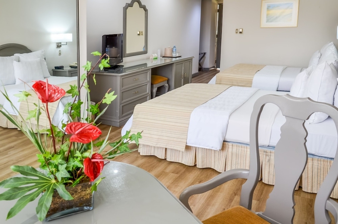 Imagen de la habitación del Hotel Santander Plaza. Foto 6