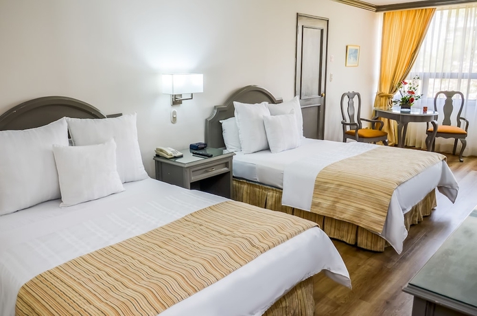 Imagen de la habitación del Hotel Santander Plaza. Foto 12