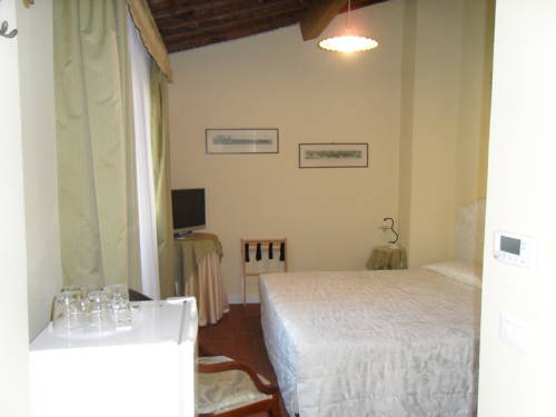 Imagen de la habitación del Hotel Sant'andrea. Foto 4